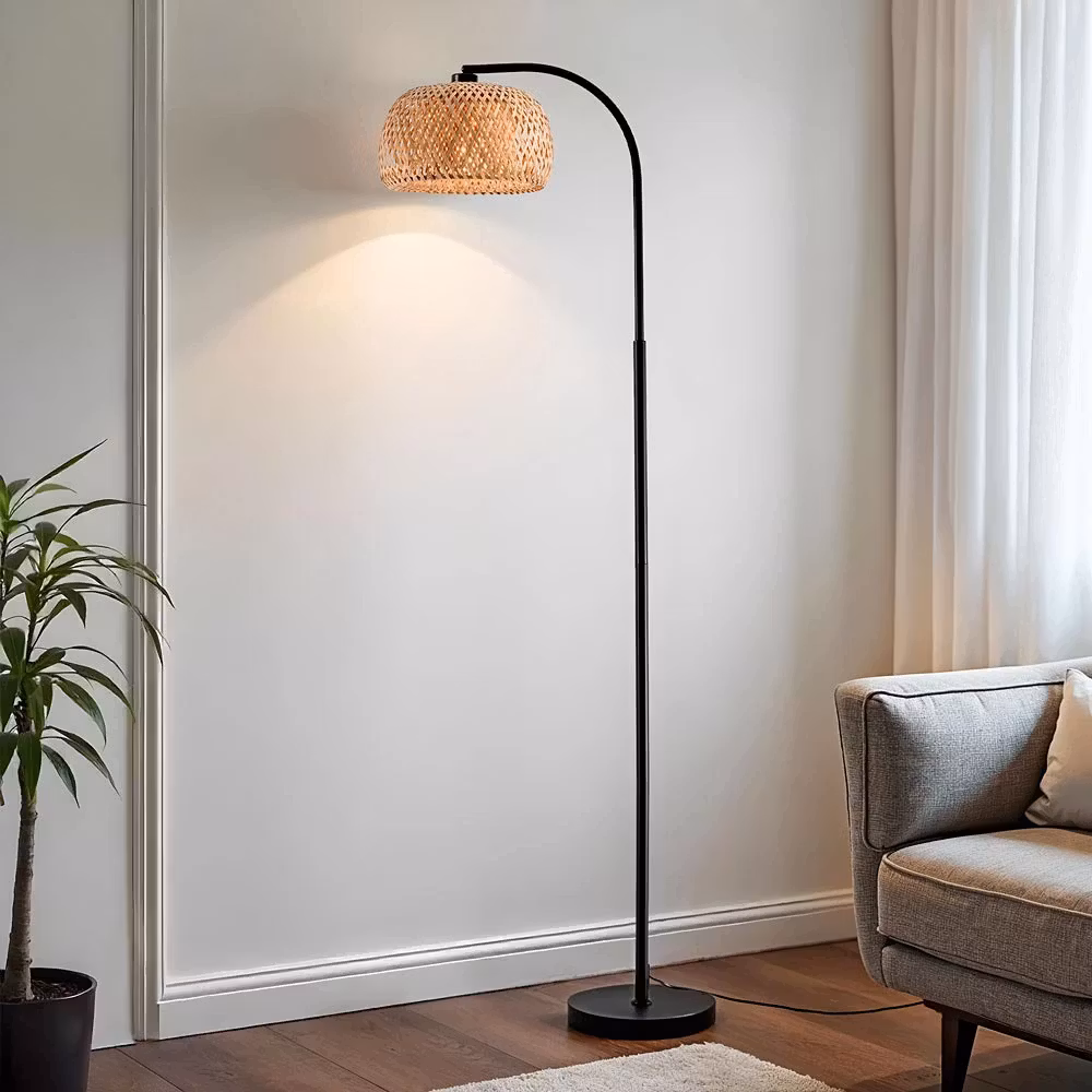Golvlampa med båge och bambuskärm – Seren