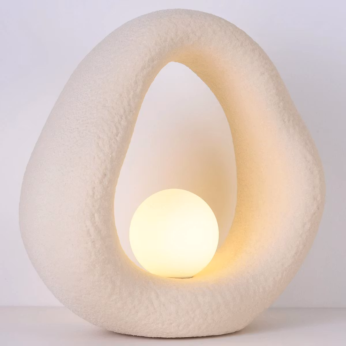 Modern Wabi Sabi bordslampa Enso – sandbeige 35 x 34 cm