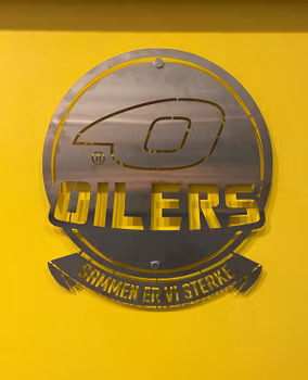 Oilers logo bestilles i Oilers nettbutikk