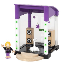 BRIO Village leksaksscen 33945