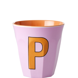 RICE Mugg Medium Bokstav P, Rosa
