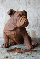 Rostfärgad Engelsk Bulldogg Staty!