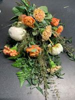 Liggande bukett - Orange, Aprikos & Vitt