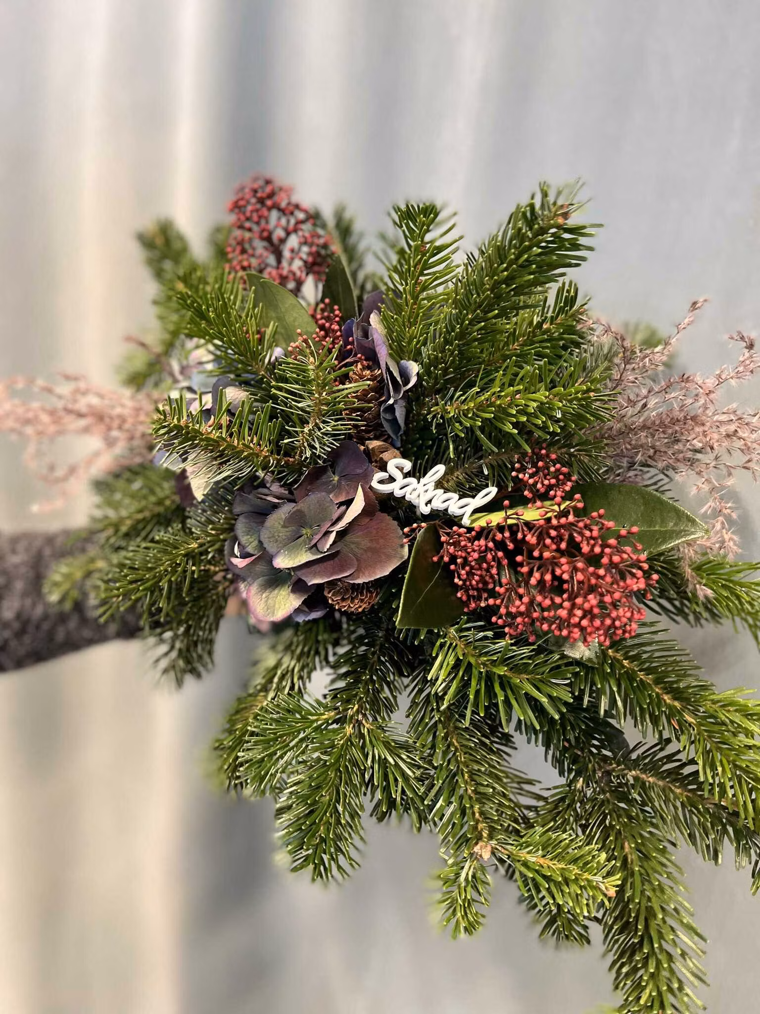 Låg dekoration - Vinröd