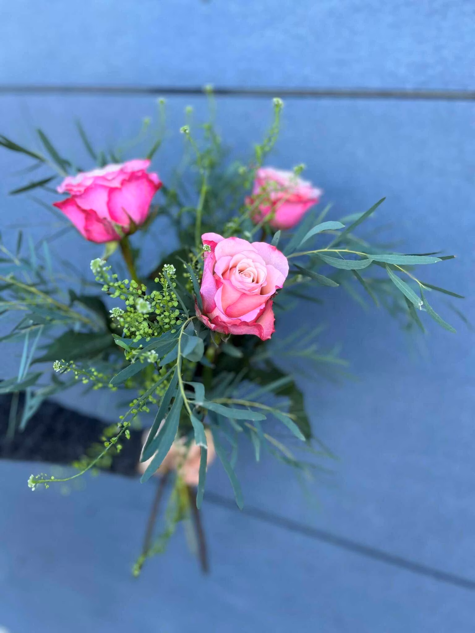 Enkel bukett - Rosa rosor