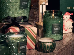 Voluspa Mini Tin Candle Candle - Noble Fir Garland