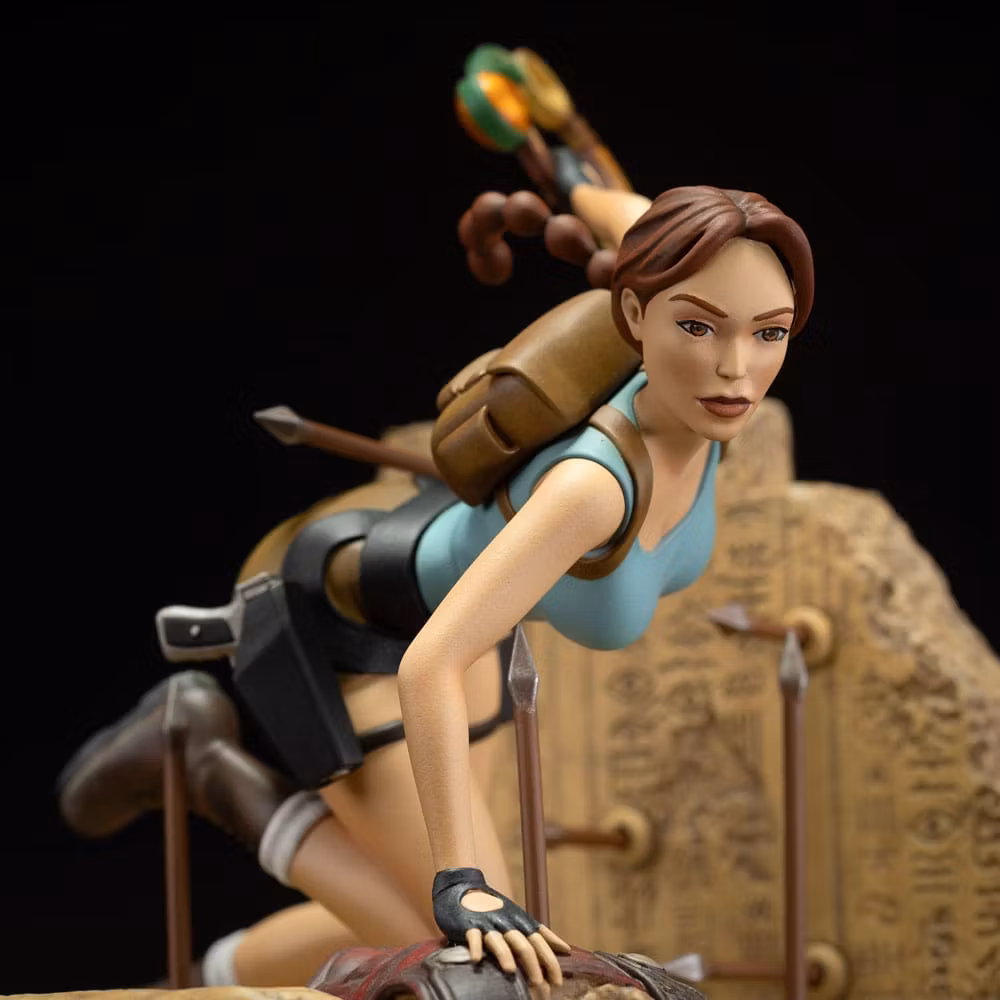 Tomb Raider 1996 PVC Statue Lara Croft Classic Era 17 cm