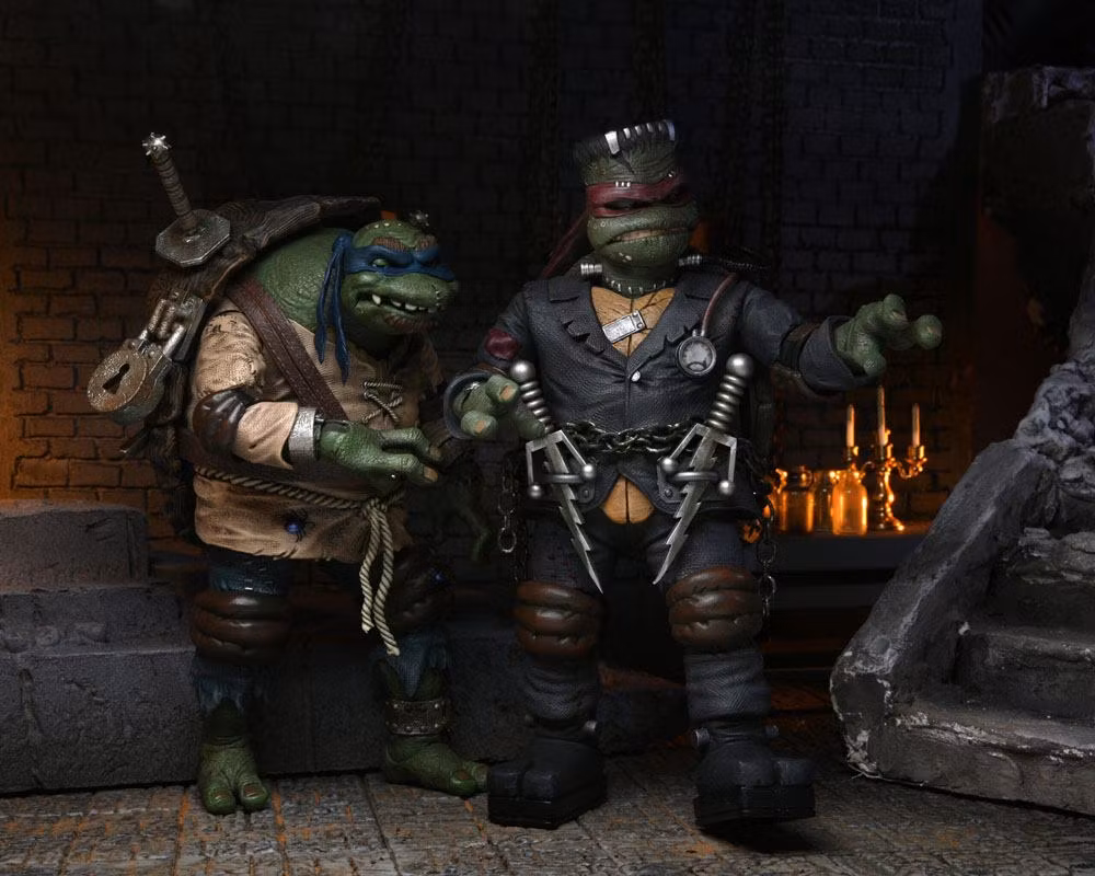Universal Monsters x Teenage Mutant Ninja Turtles Action Figure Ultimate Leonardo as The Hunchback 18 cm (skadet emballasje)