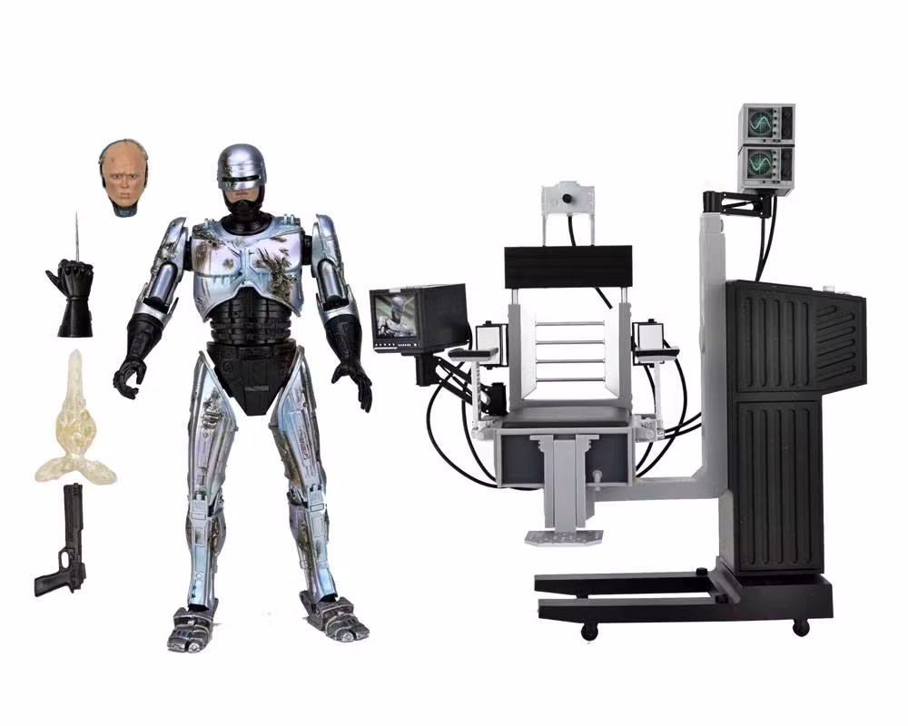 RoboCop Action Figure Ultimate Battle Damaged RoboCop with Chair 18 cm