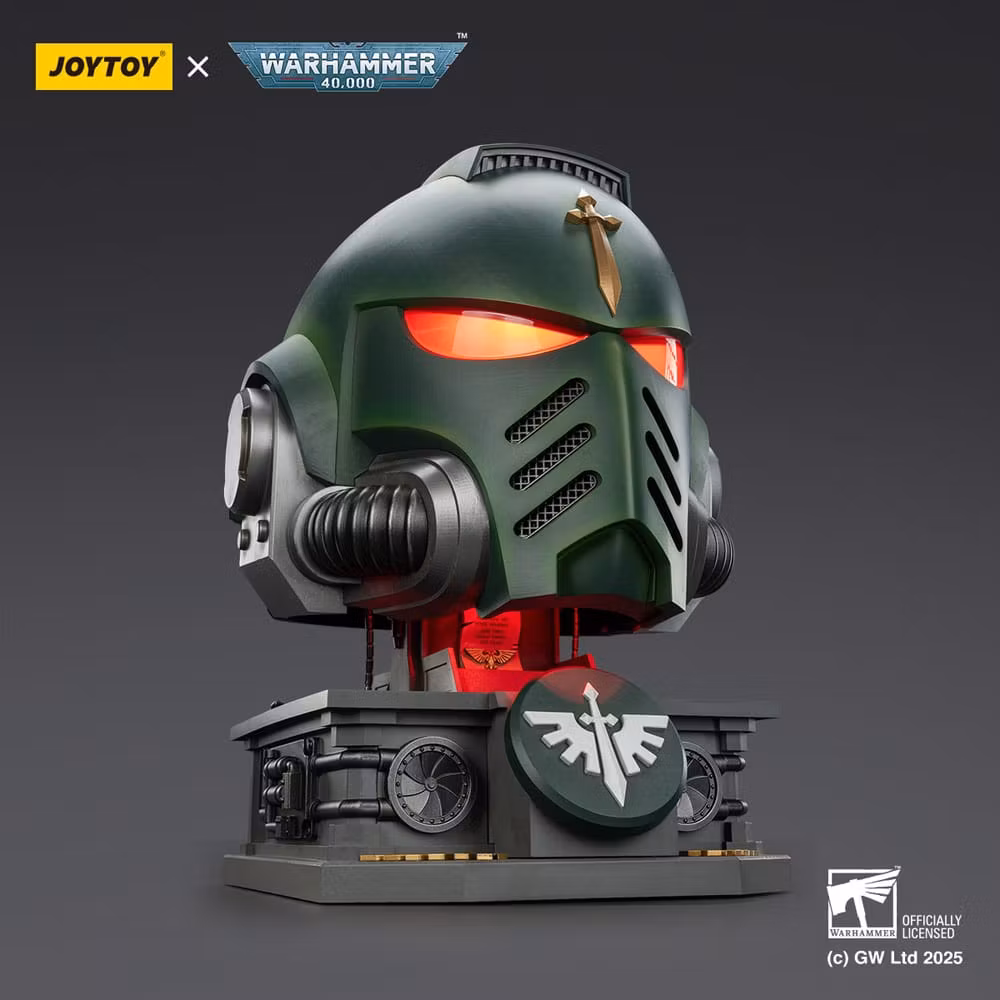Warhammer 40,000: Dark Angels Cosplay MkX Helmet & Display Stand 44 cm