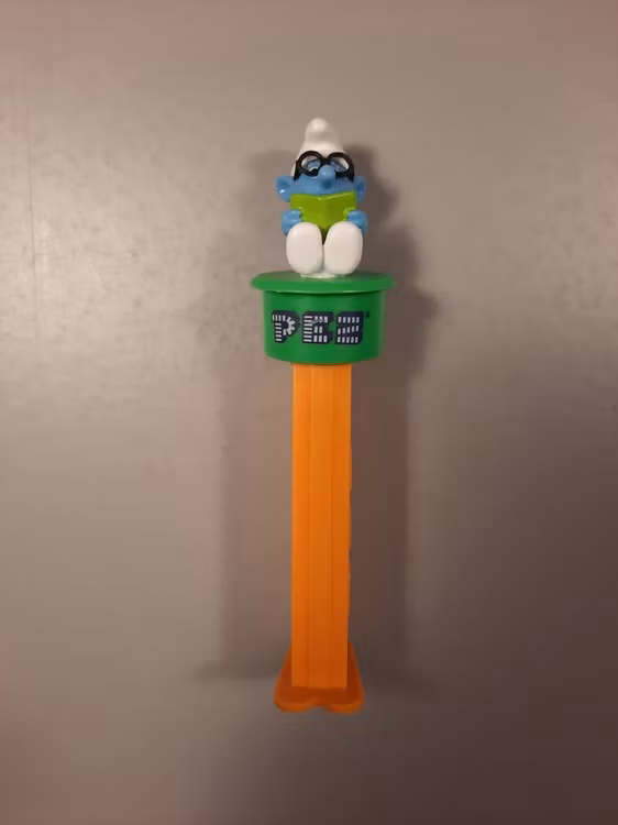 Pez dispenser - Brillesmurf