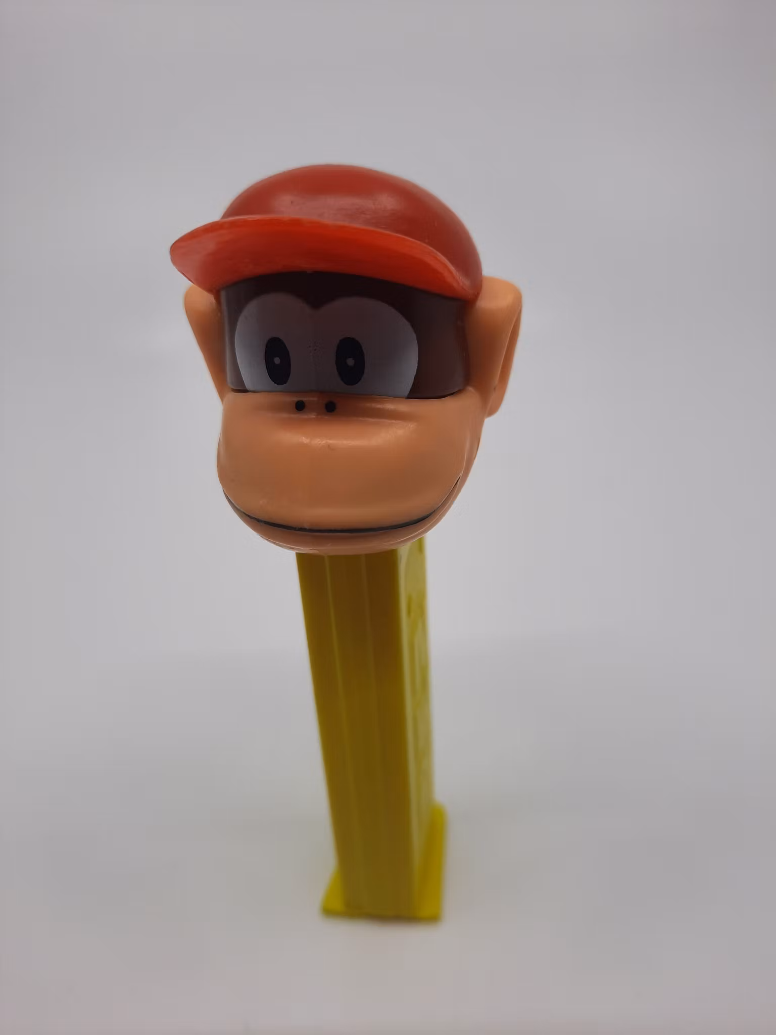 Pez dispenser - Diddy Kong / Nintendo (Skadet)
