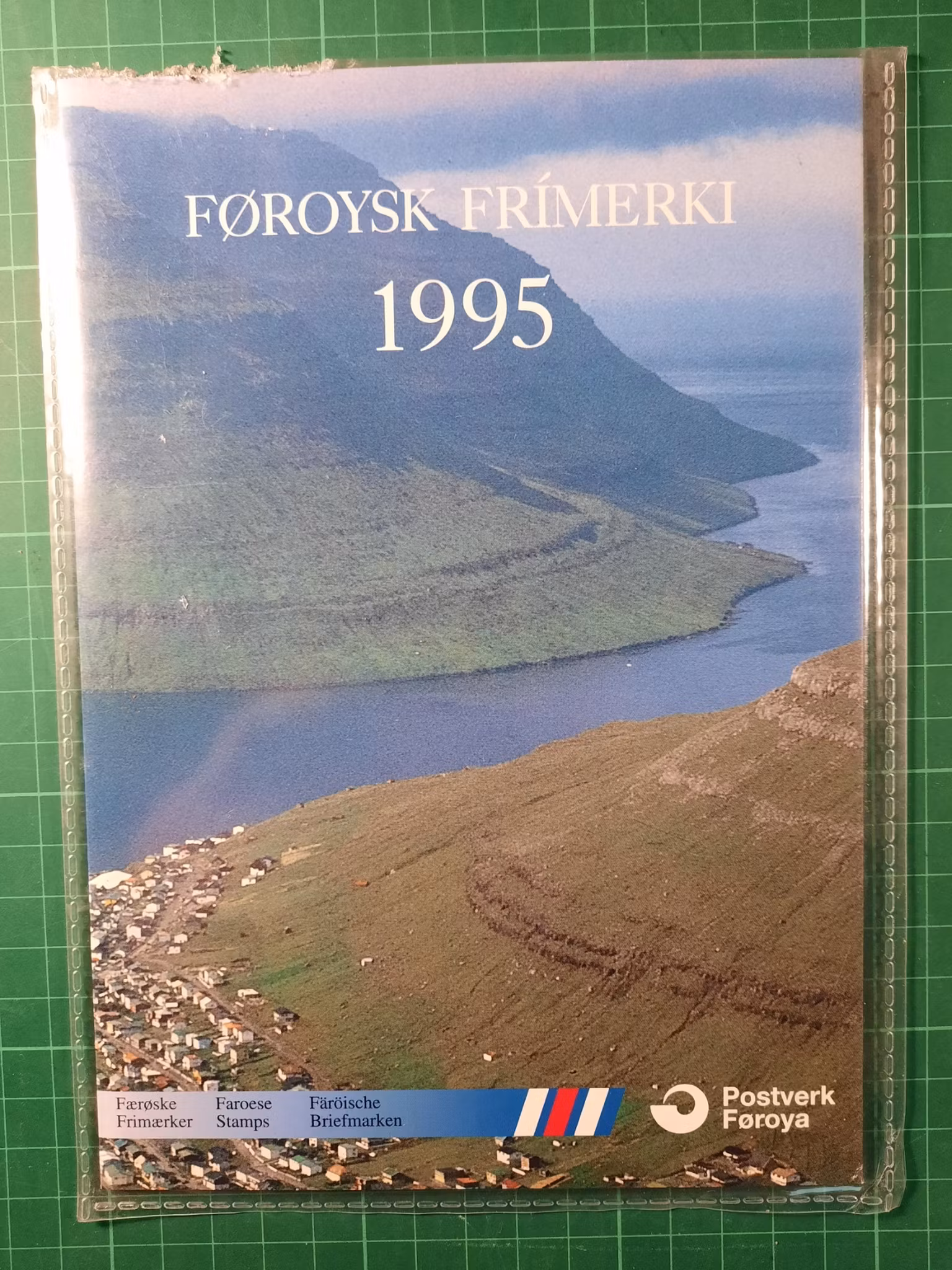 Færøyene Årssett 1995 (skadet etui)