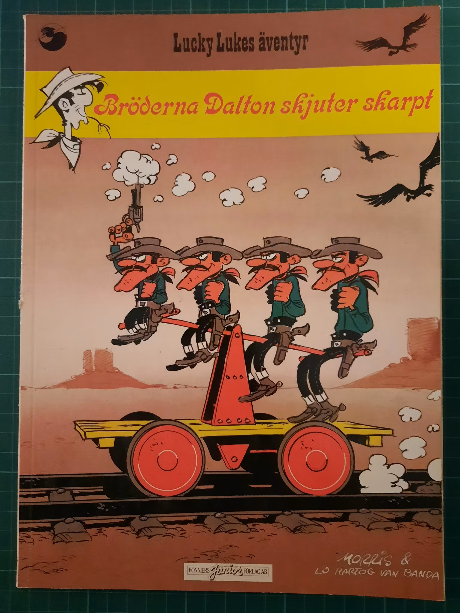 Lucky Luke 55 Bröderna Dalton skjuter skarpt (Svensk utgave)