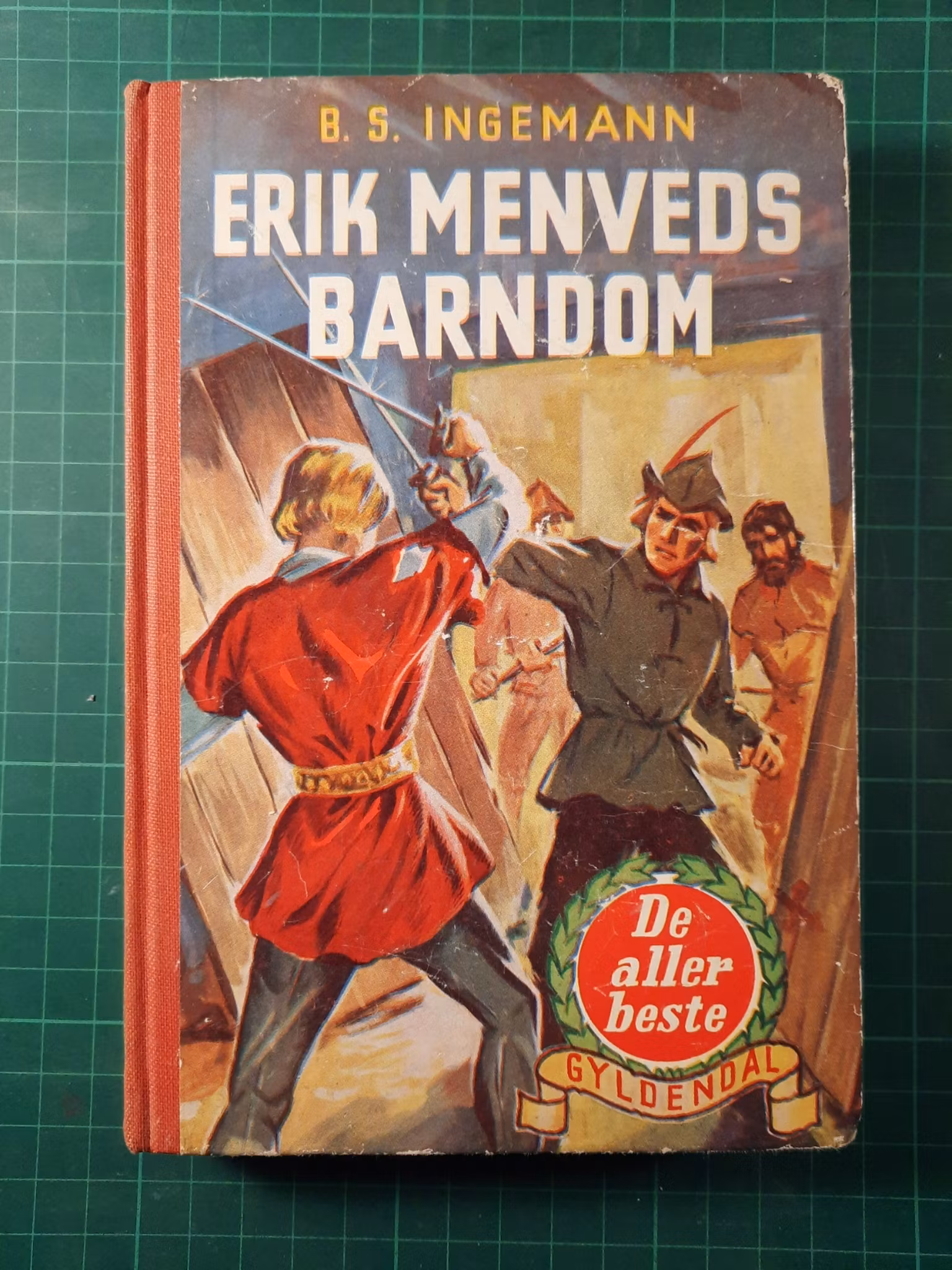 Erik Menveds barndom