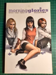 Morning glories Volum two  (Engelsk)