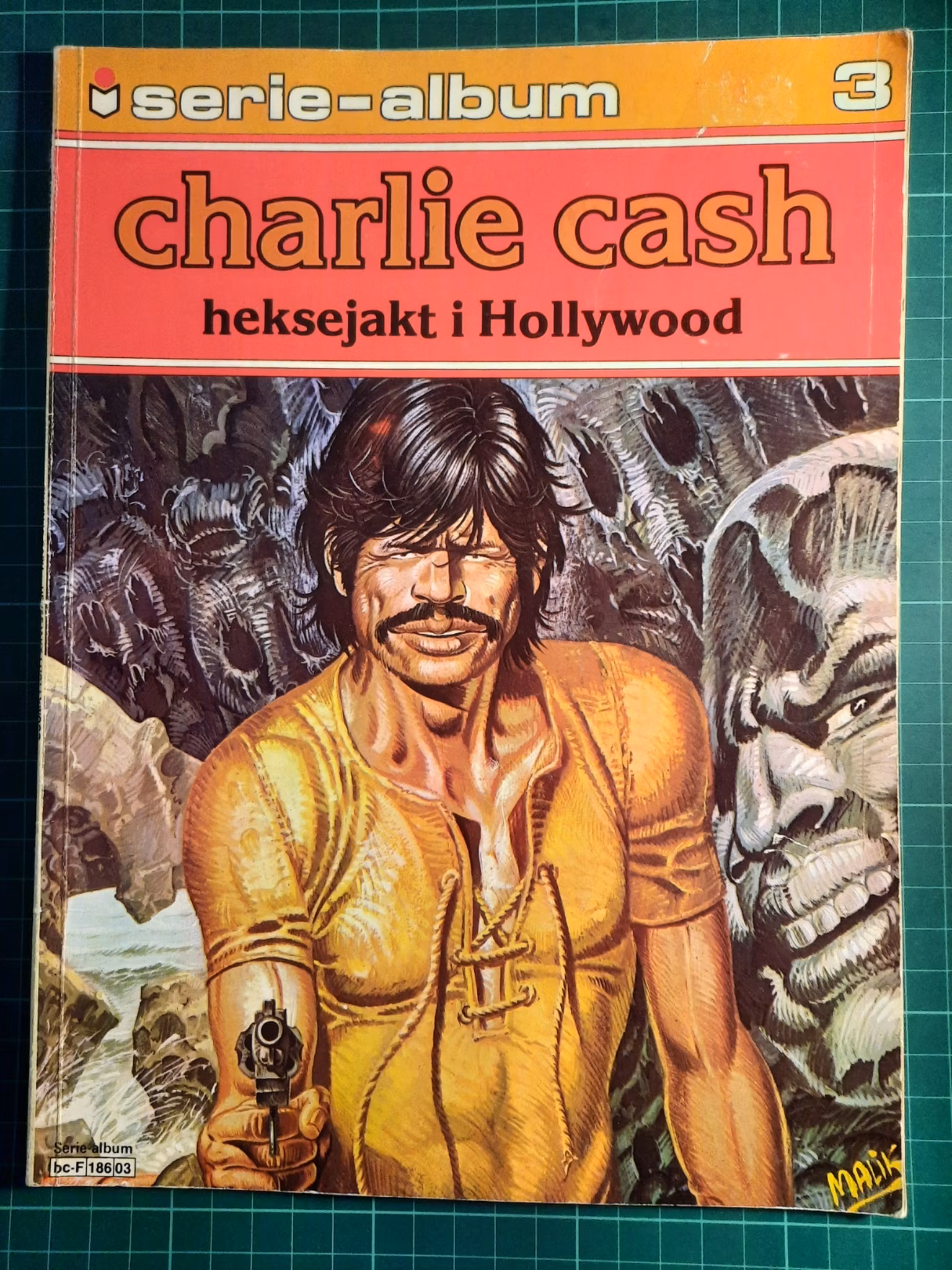 Serie-album 03 Charlie Cash: Heksejakt i Hollywood