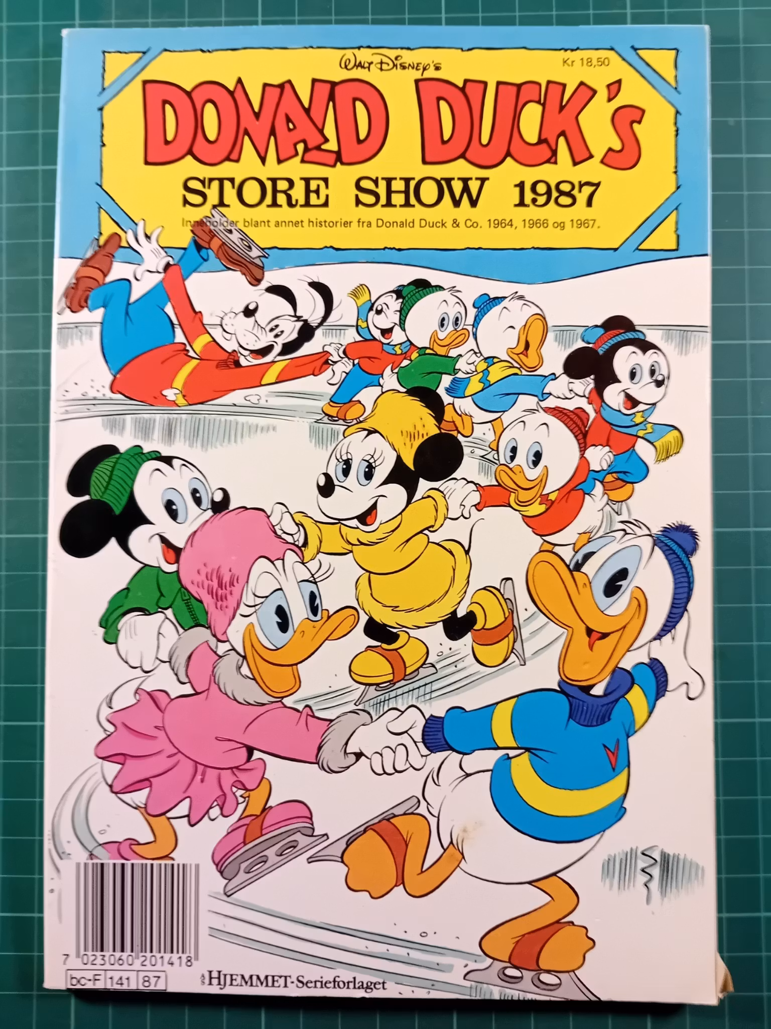 Donald Ducks 1987 Store show