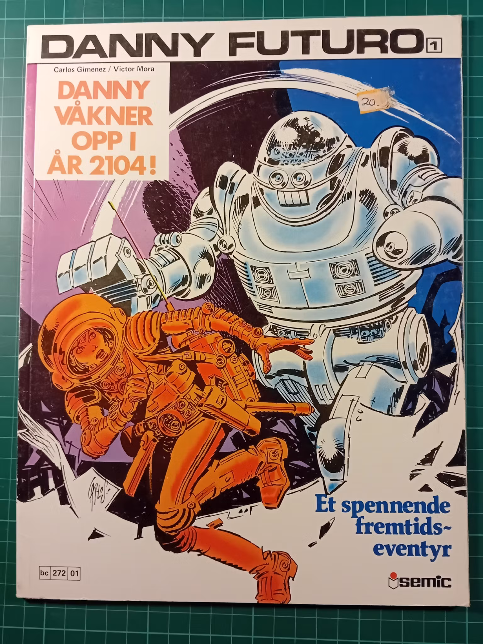 Danny Futuro 1 : Danny våkner opp i år 2014