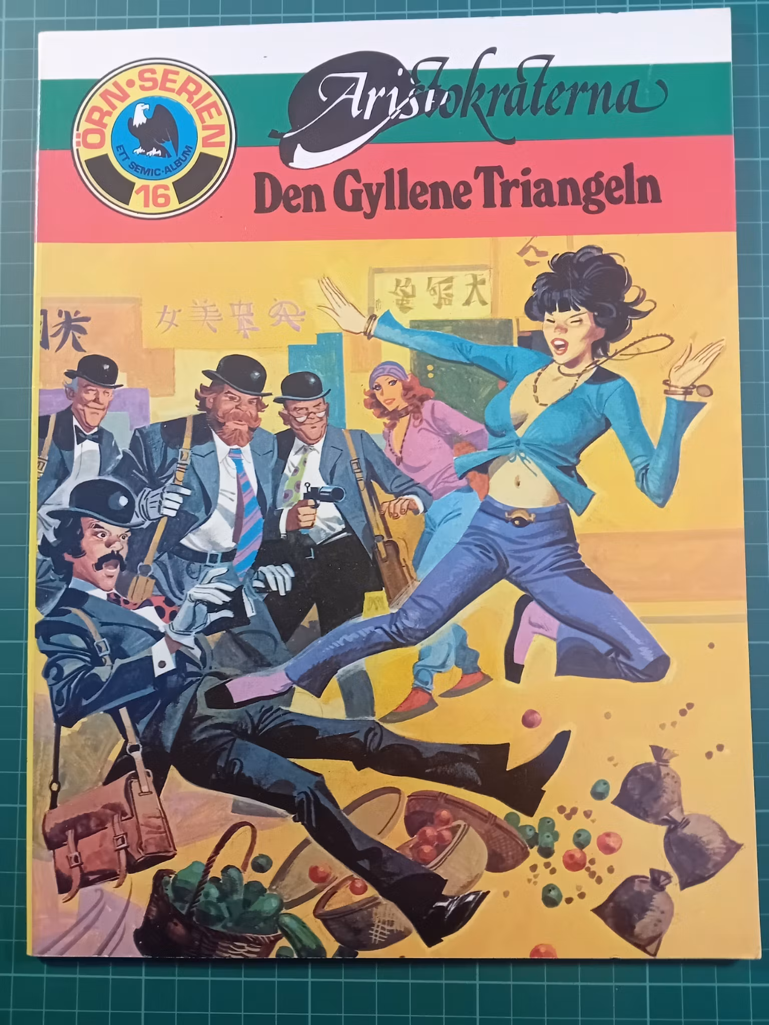 Aristokraterna - Den gyllene triangeln (Svensk)