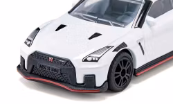 Nissan GT-R Nismo hvit