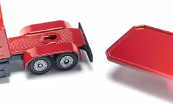 Lastebil med båthenger