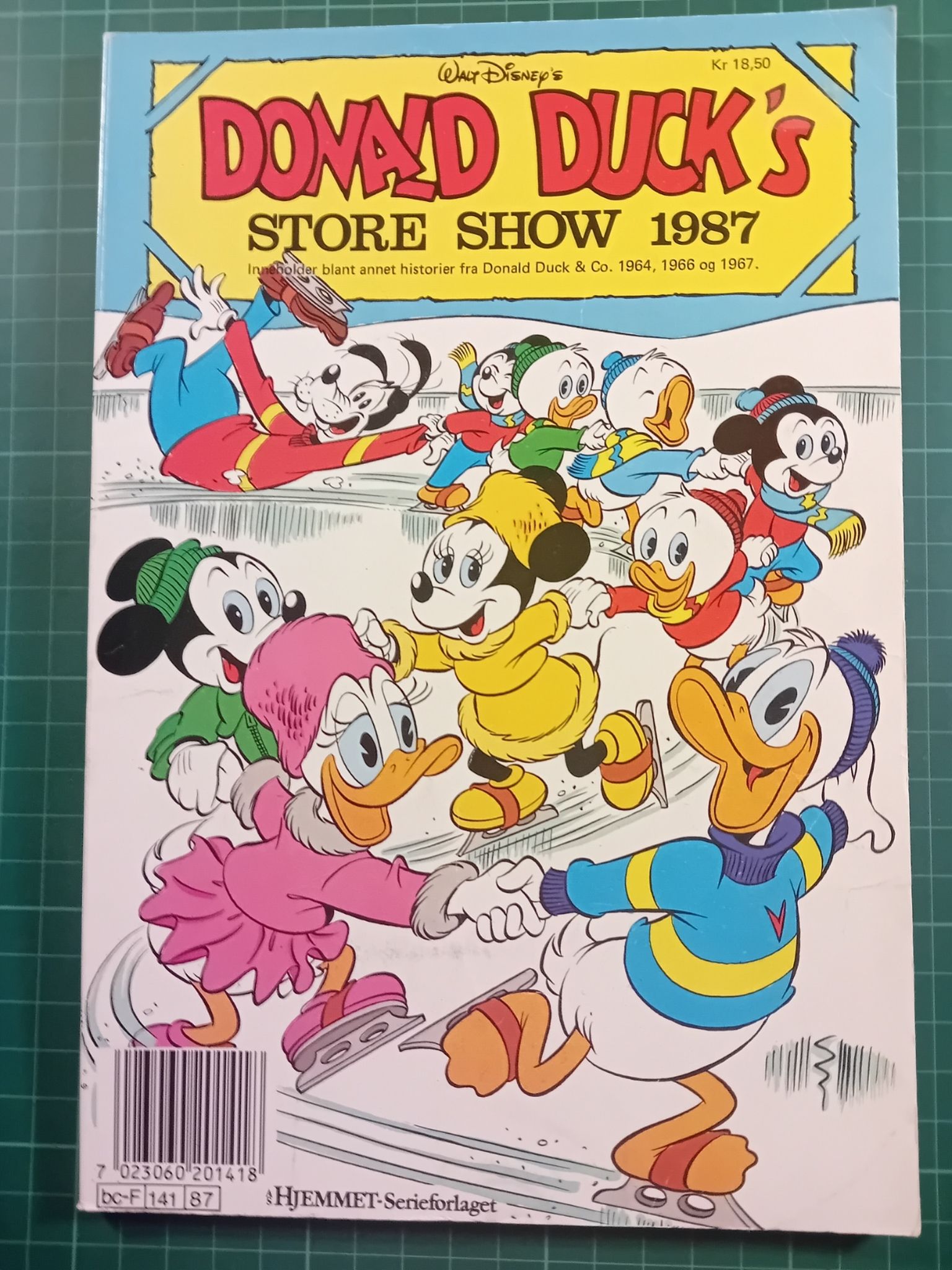 Donald Ducks 1987 Store show
