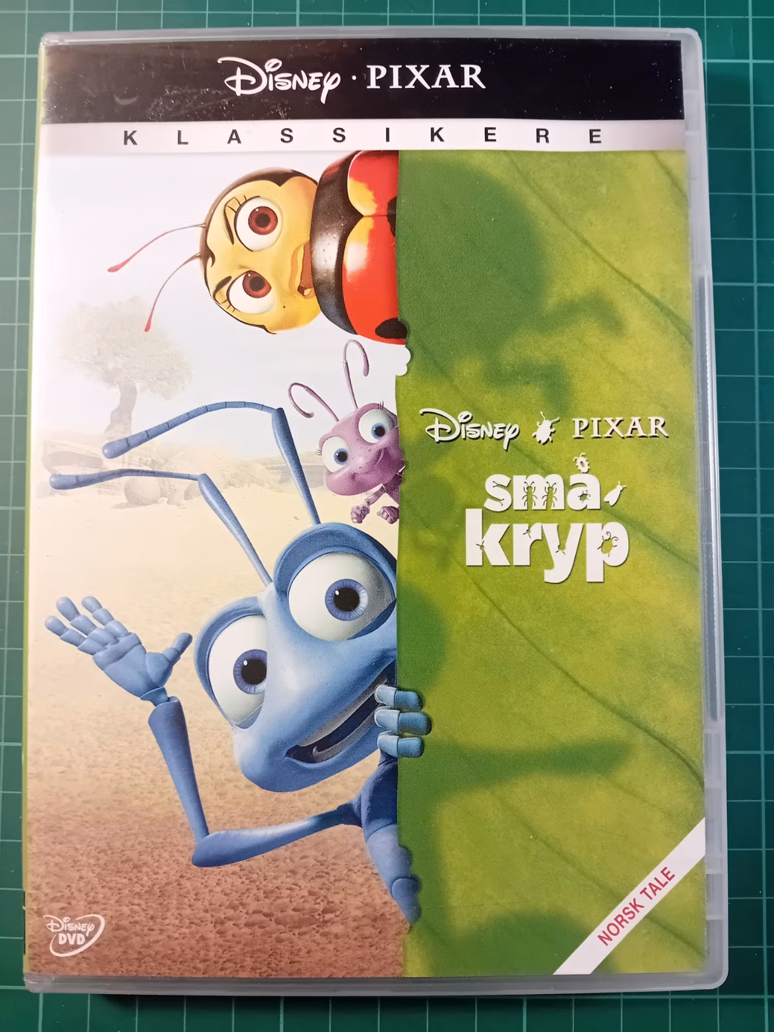 DVD : Småkryp