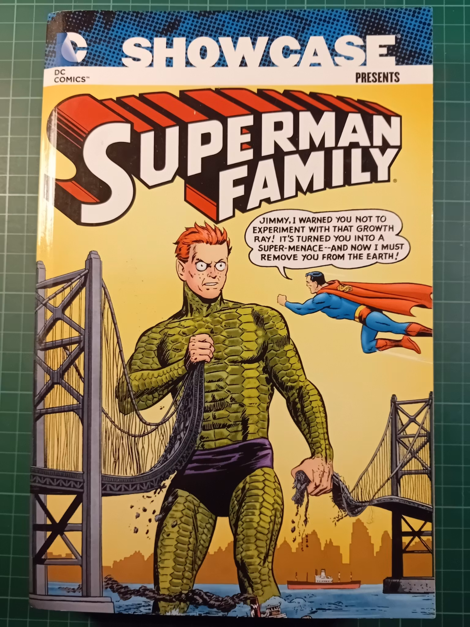 DC Showcase Superman family 4