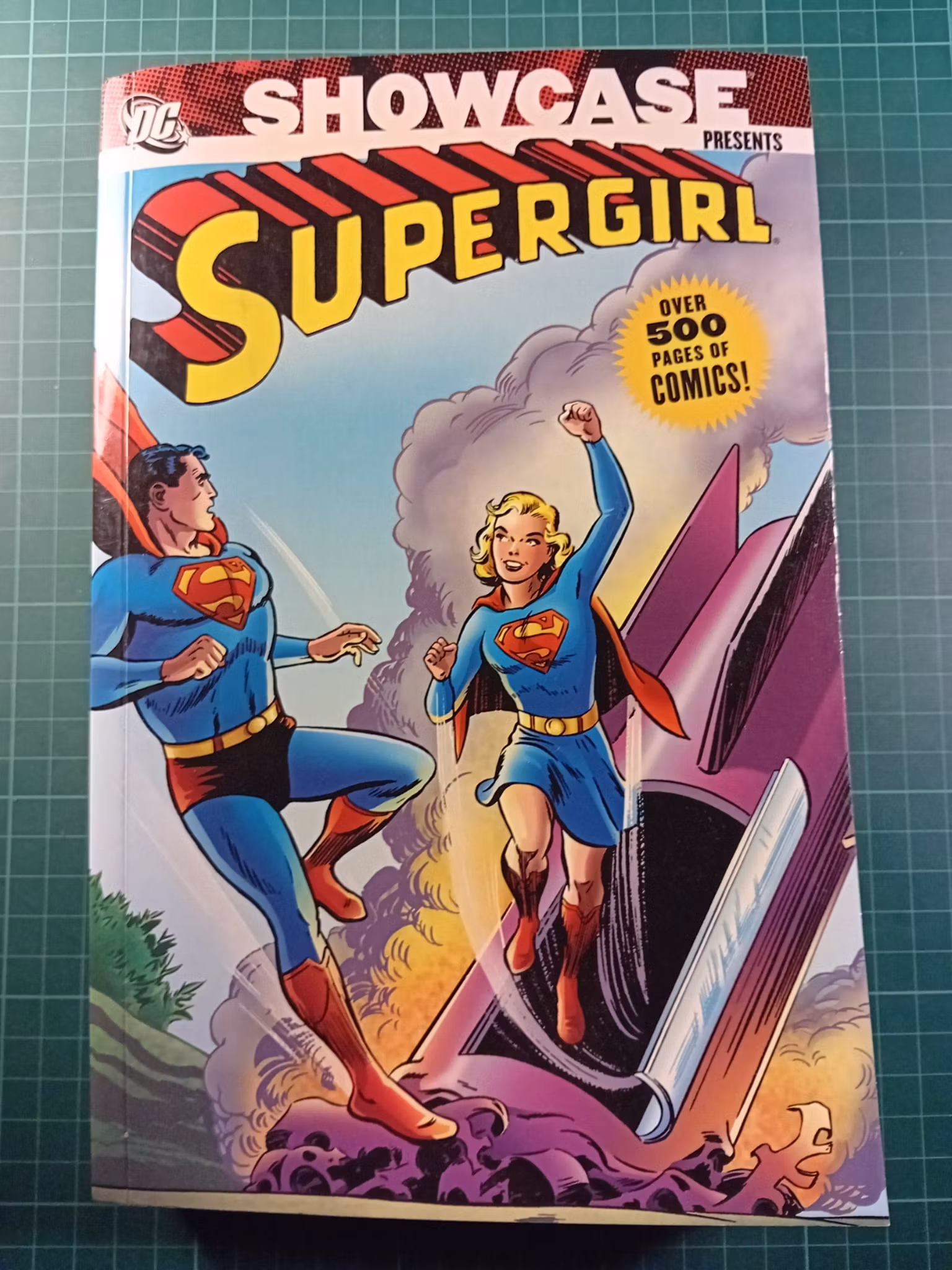 DC Showcase Supergirl 1