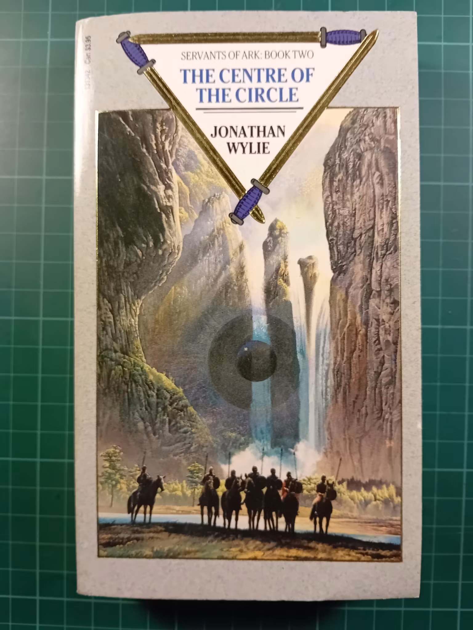 Jonathan Wylie : The centre of the circle