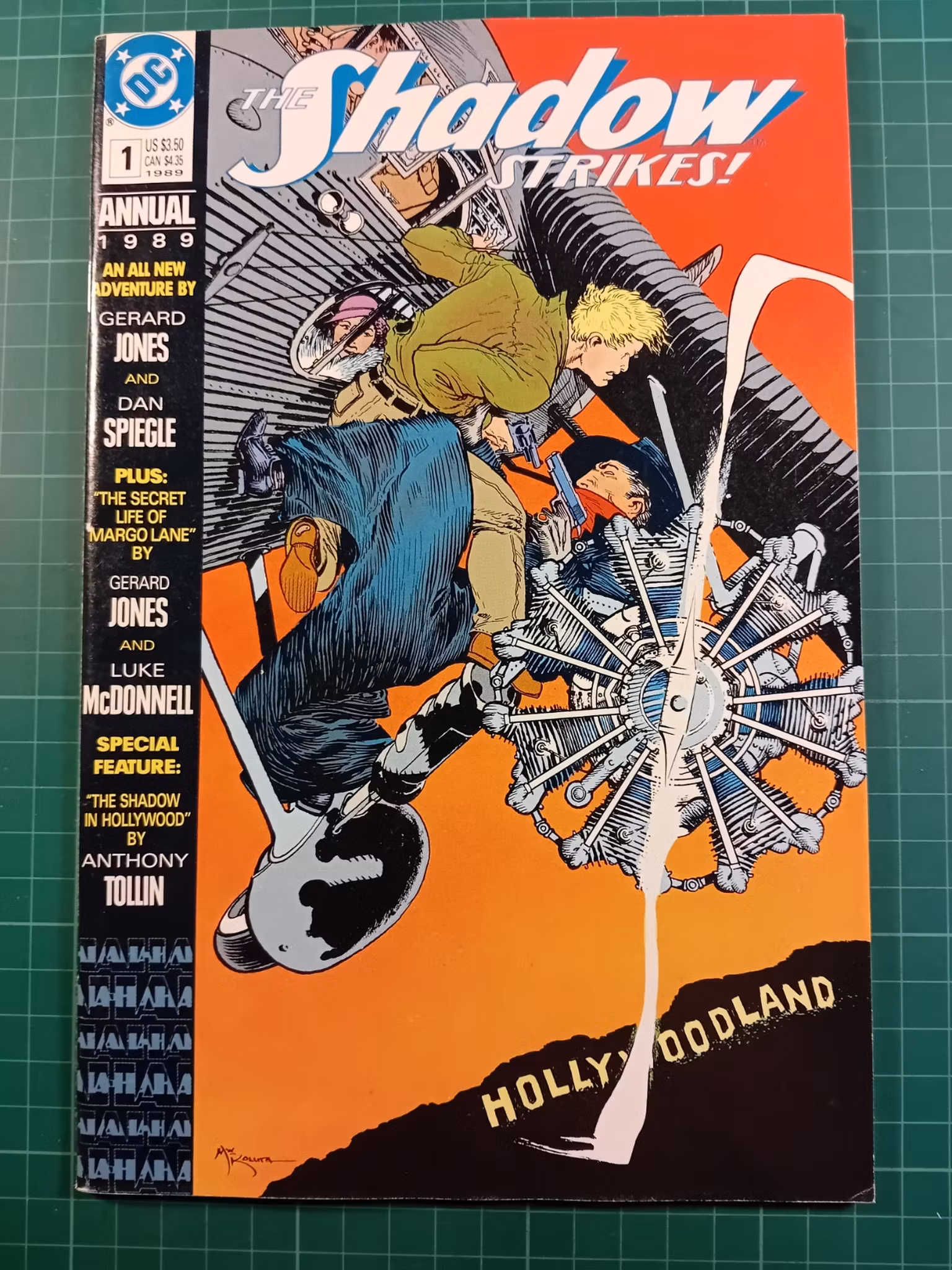 The Shadow strikes Annual 1989