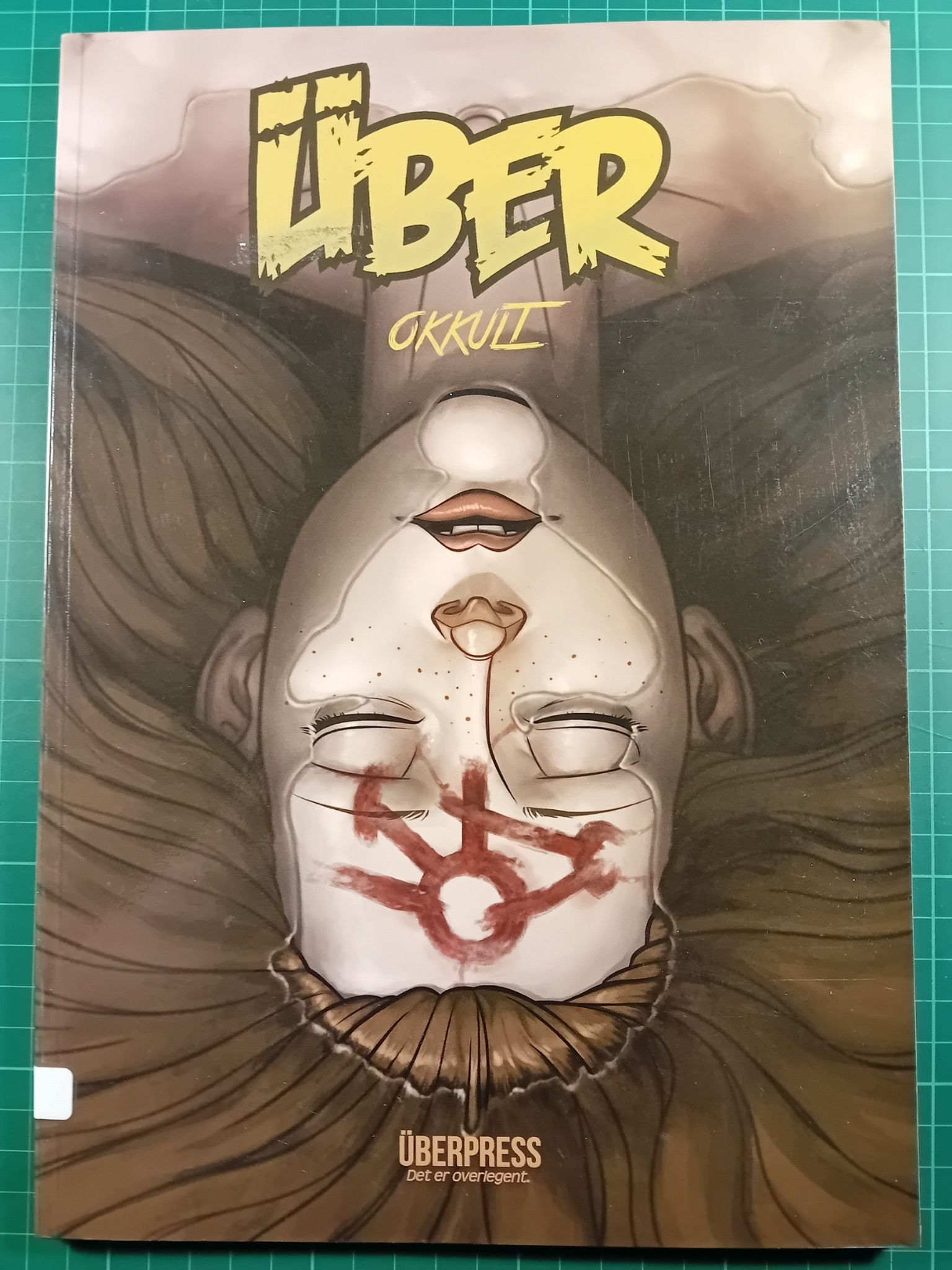 Über album Okkult