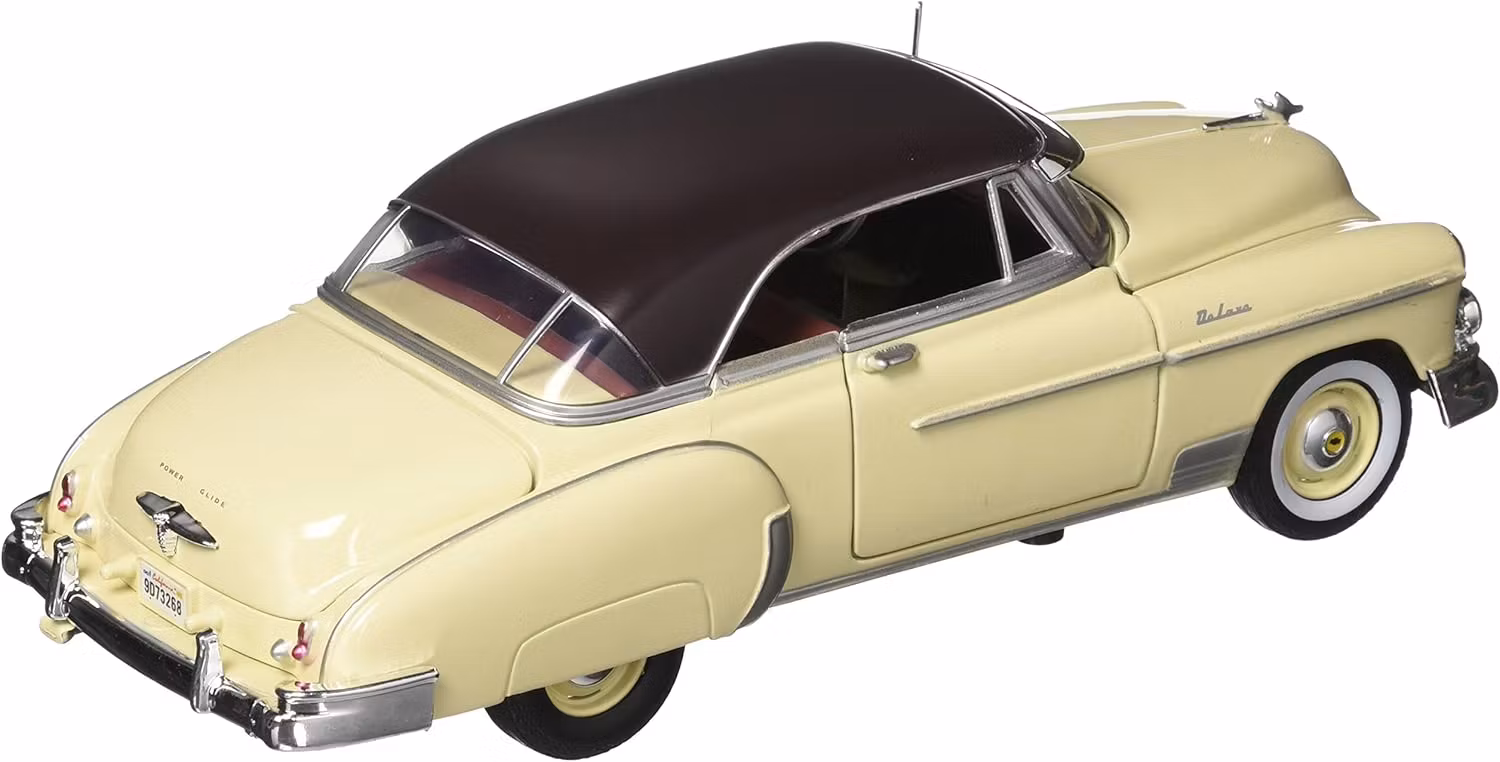 American Classic : Chevrolet Bel Air 1950 Beige 1:24