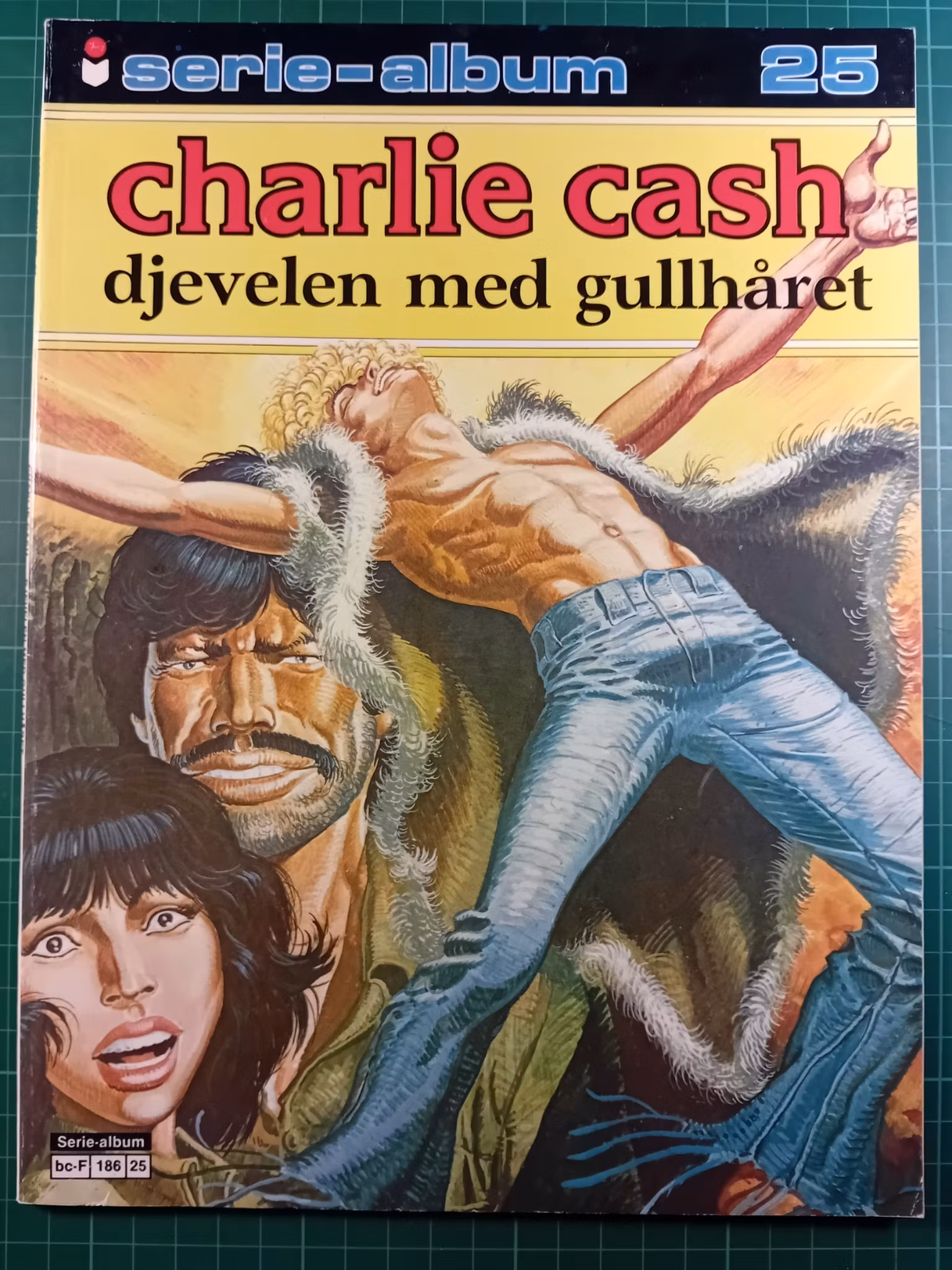 Serie-album 25 Charlie Cash