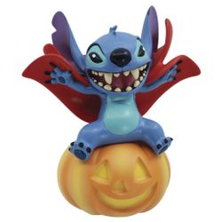 Stitch halloween moment (Totalpris 549,-)