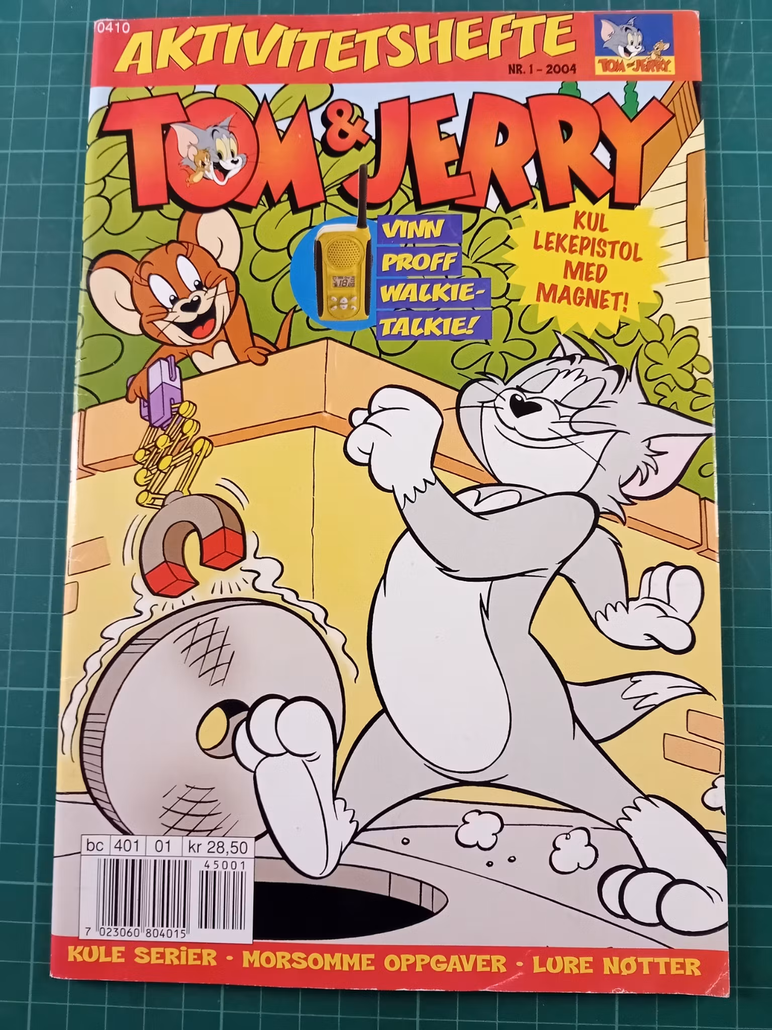 Tom og Jerry aktivitetshefte 2004 - 01