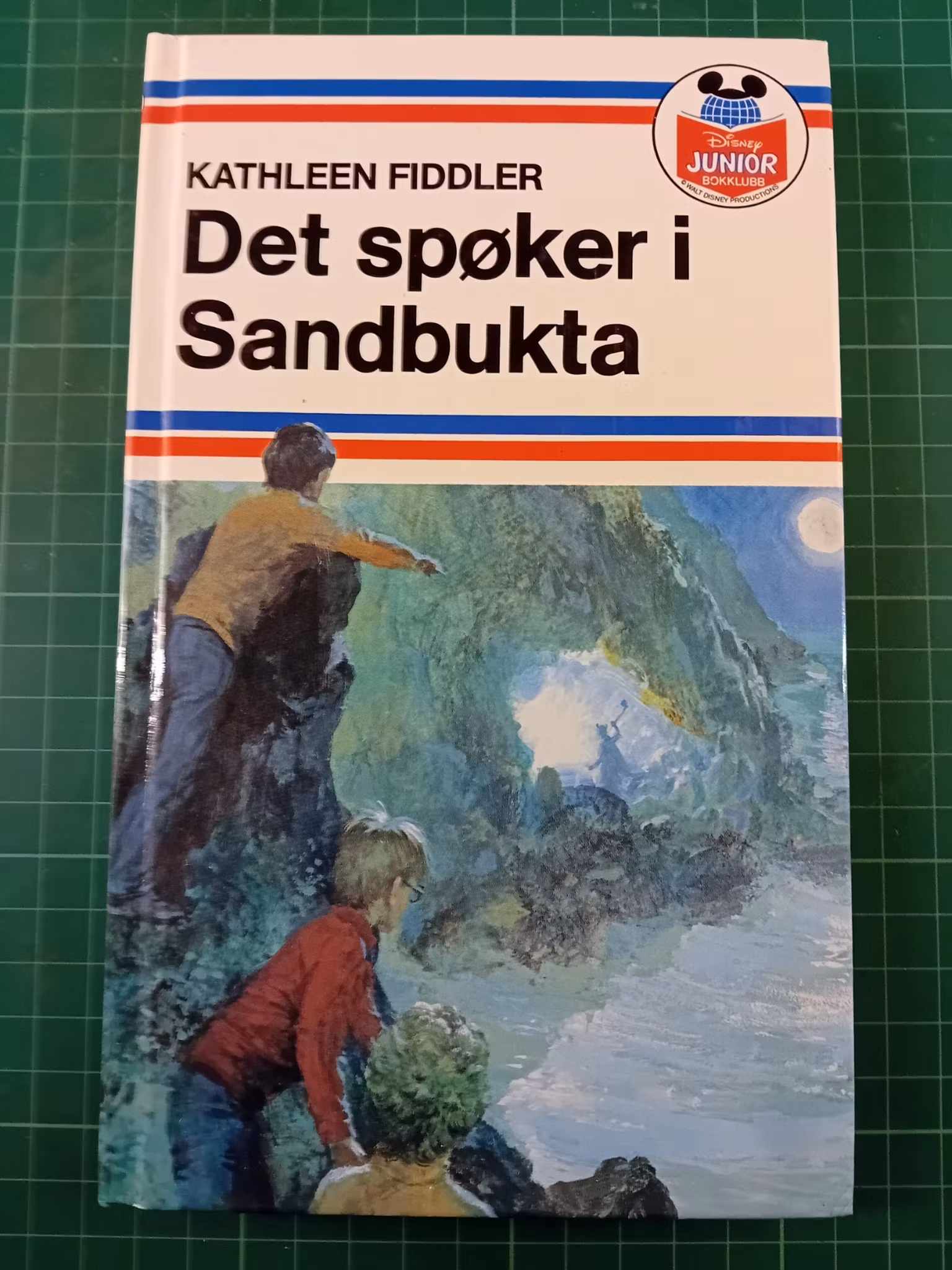 Det spøker i sandbukta