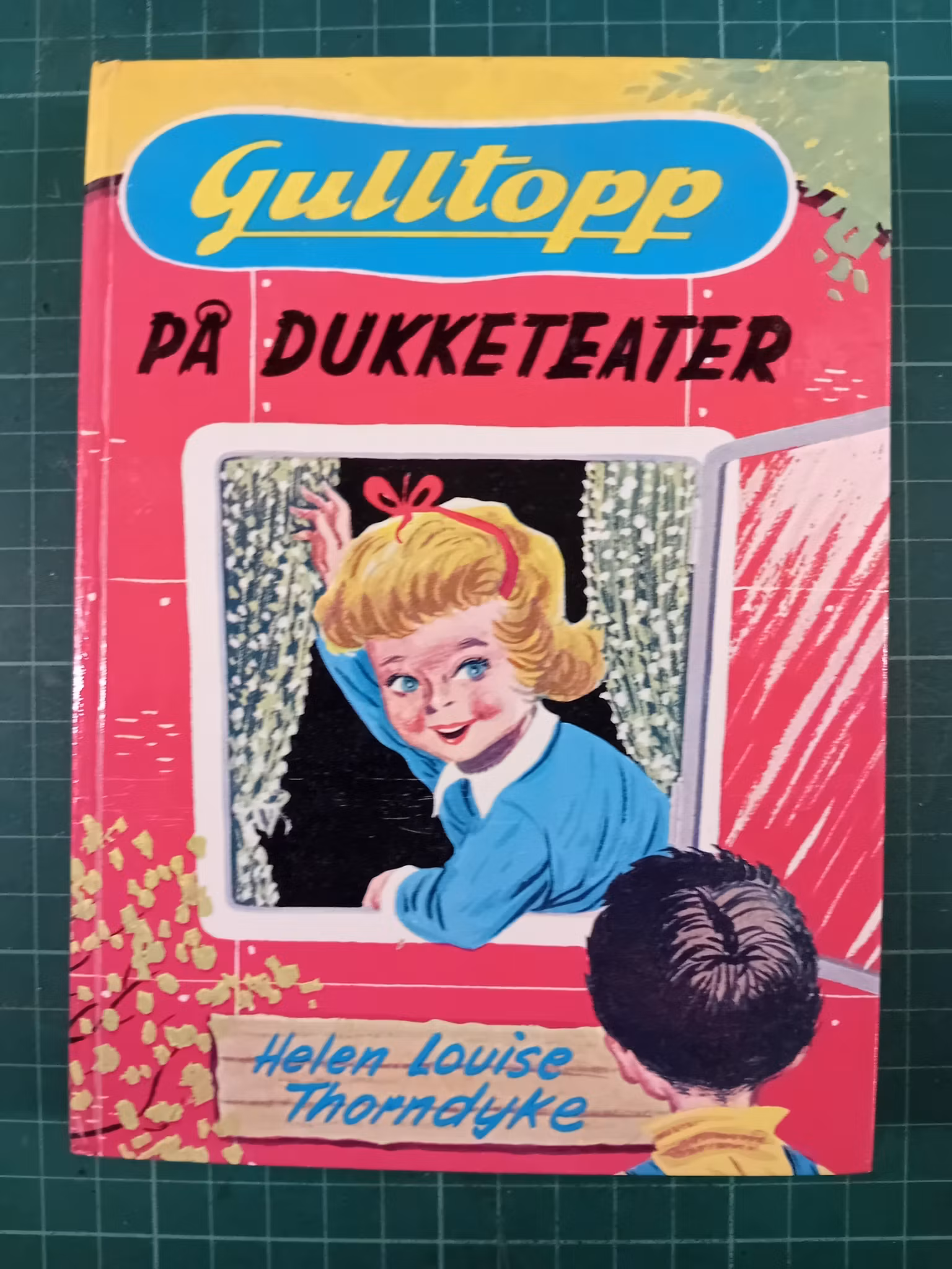 Gulltopp 14 på dukketeater