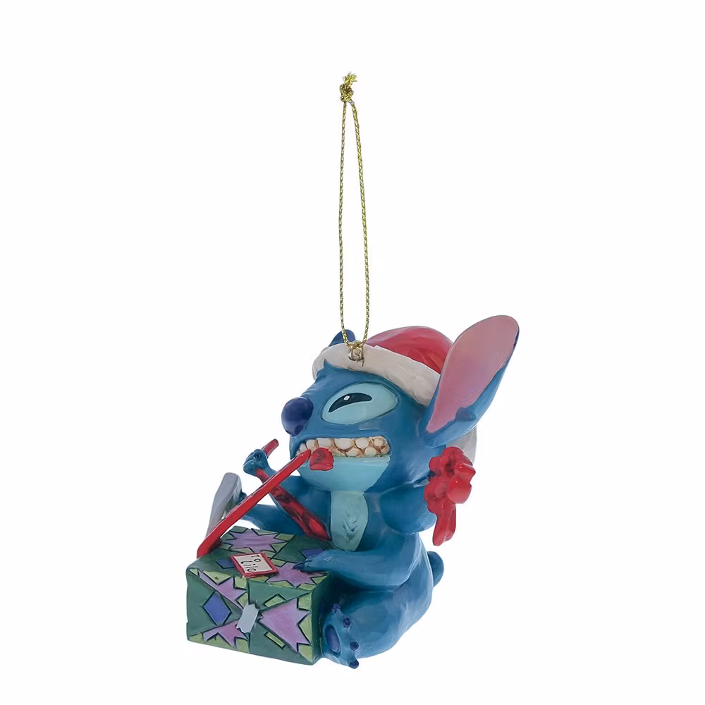 Stitch åpner gaver for oppheng