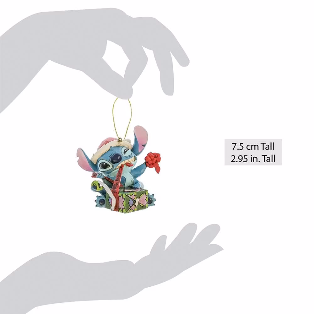 Stitch åpner gaver for oppheng