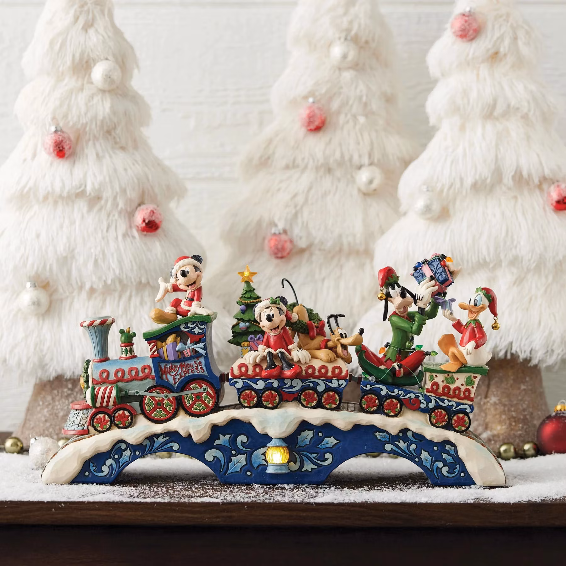 Mickey & friends train