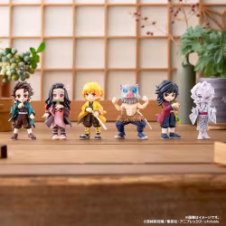 Demon Slayer: Kimetsu no Yaiba PalVerse PVC Figures 9 cm Komplett kartong (Totalpris 839,-)