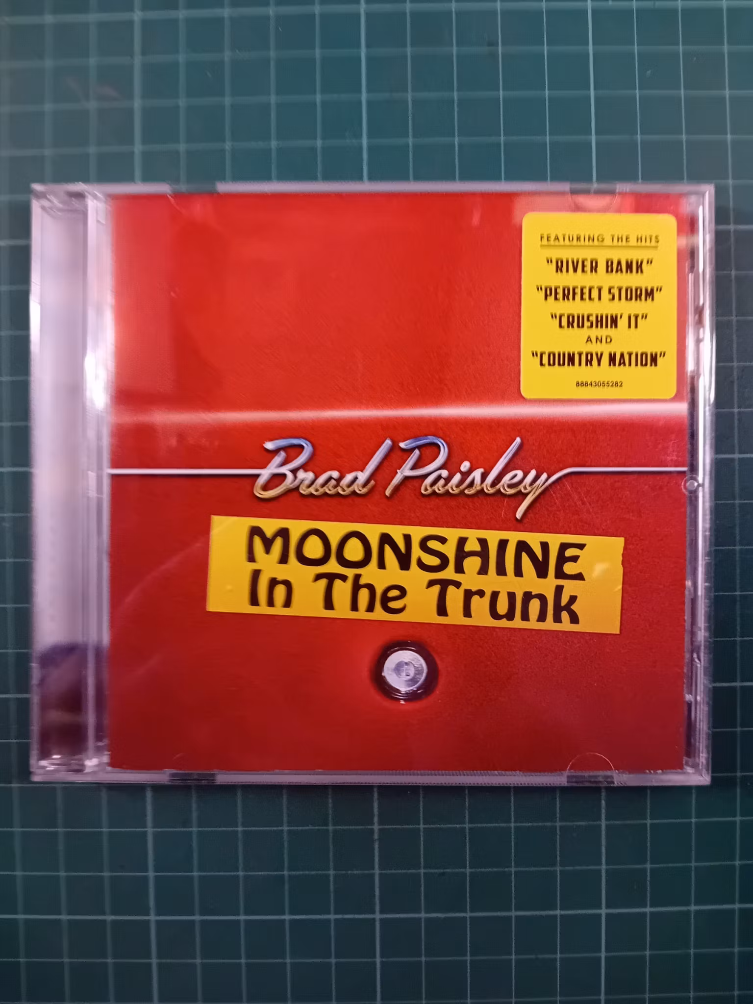 Brad Paisley - Moonshine In The Trunk