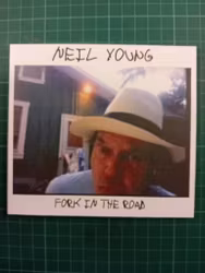 Neil Young – Fork In The Road (pappcover)