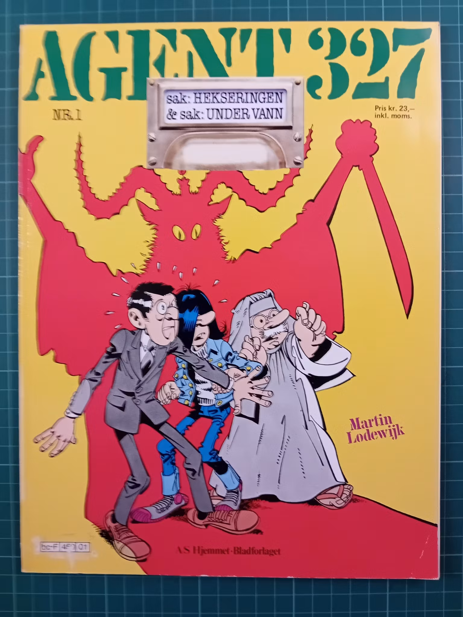 Agent 327 - album nr 1 , Hekseringen