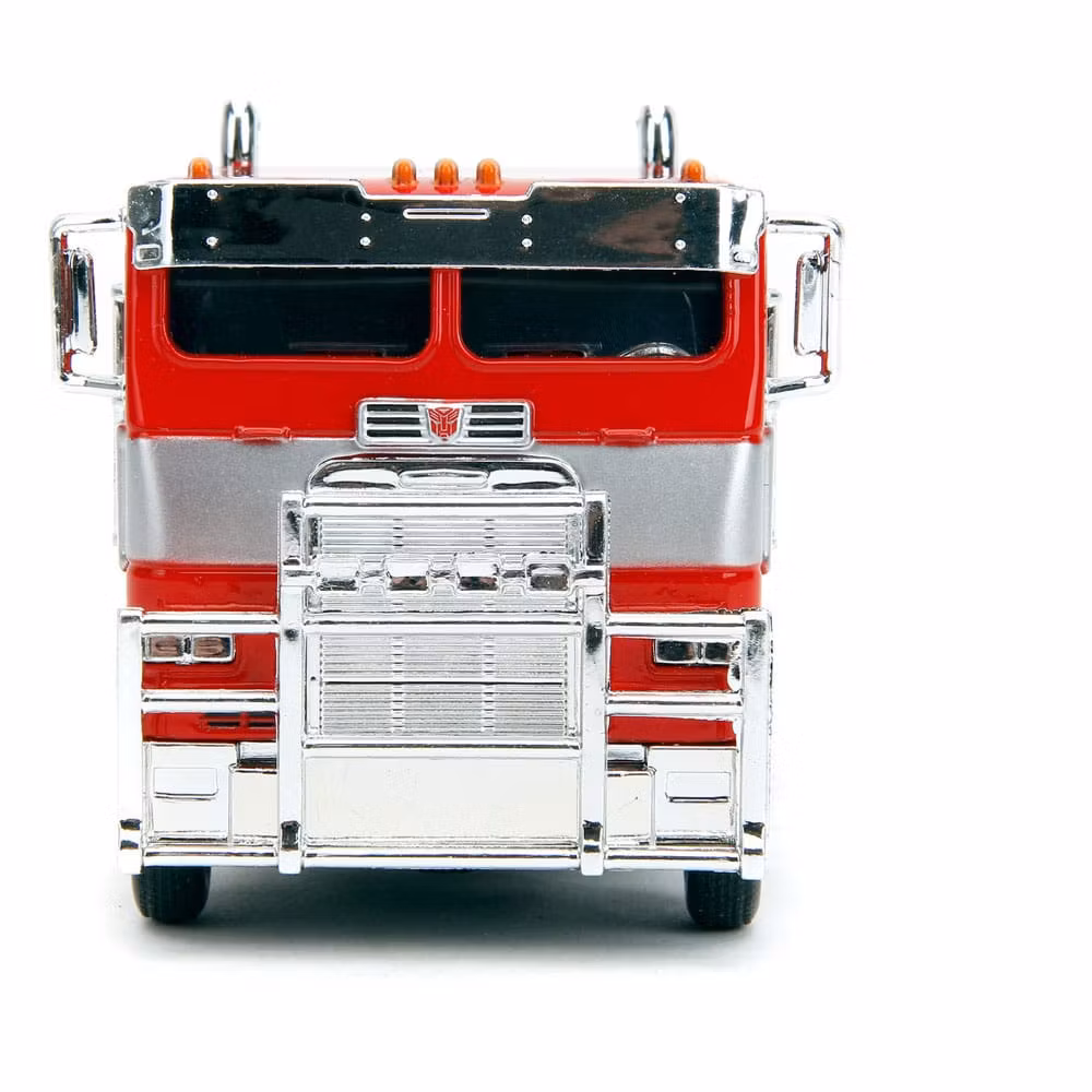 Transformers Diecast Model 1/32 T7 Optimus Prime Truck (Totalpris 198,-)