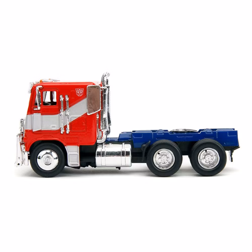 Transformers Diecast Model 1/32 T7 Optimus Prime Truck (Totalpris 198,-)