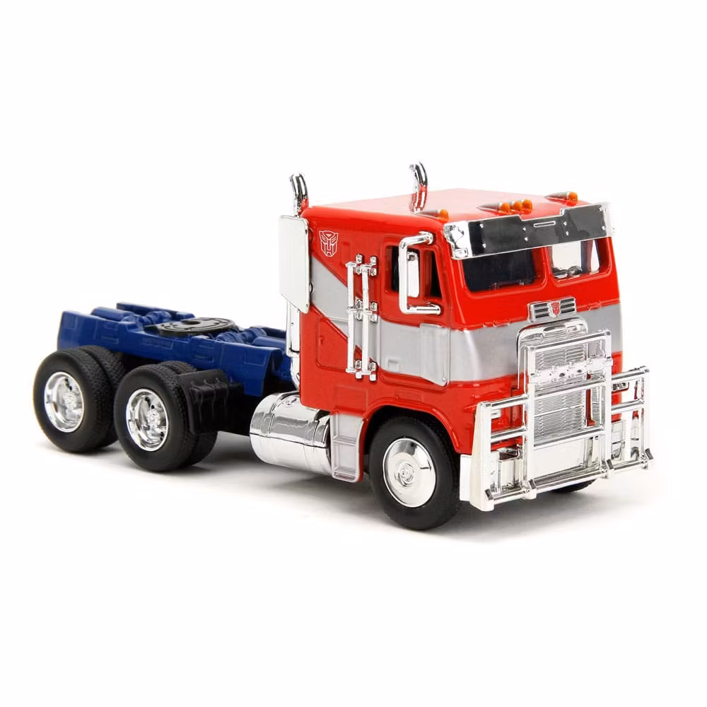 Transformers Diecast Model 1/32 T7 Optimus Prime Truck (Totalpris 198,-)