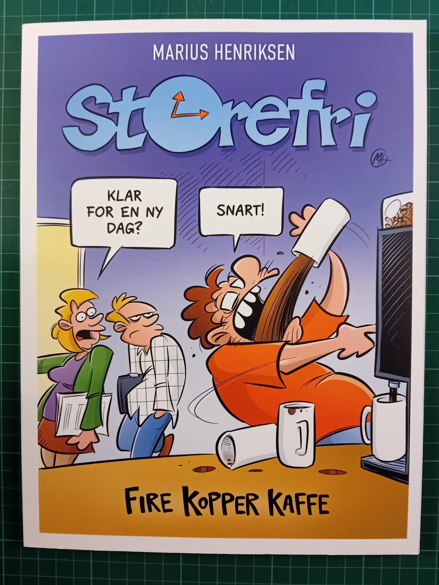 Storefri bok Fire kopper kaffe
